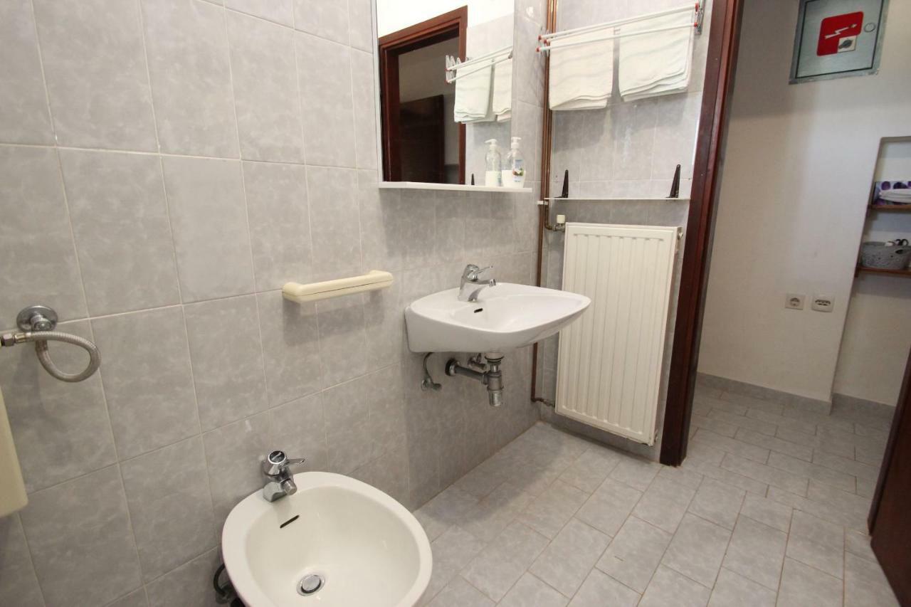 Apartment Sasa Bozac Пореч Экстерьер фото