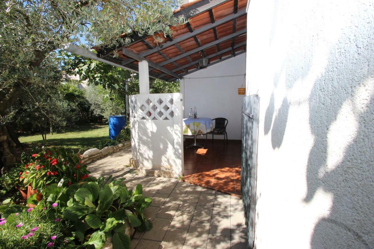 Apartment Sasa Bozac Пореч Экстерьер фото