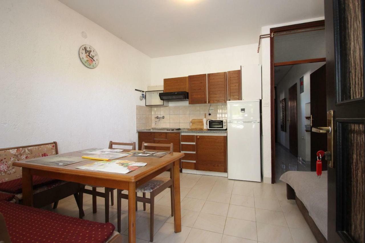 Apartment Sasa Bozac Пореч Экстерьер фото